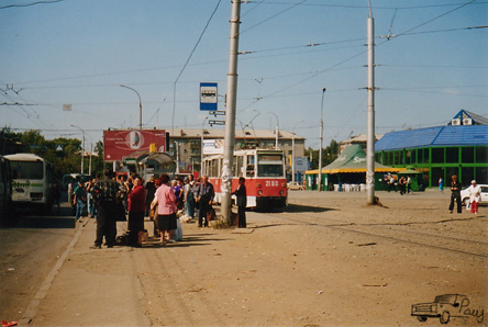 Трамвай на площади Маркса