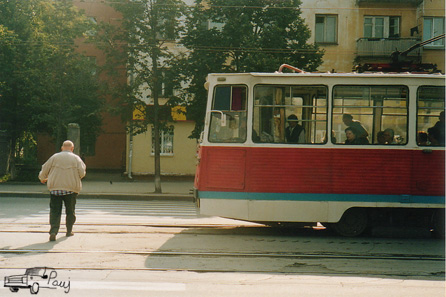 КТМ-5 на улице Богдана Хмельницкого